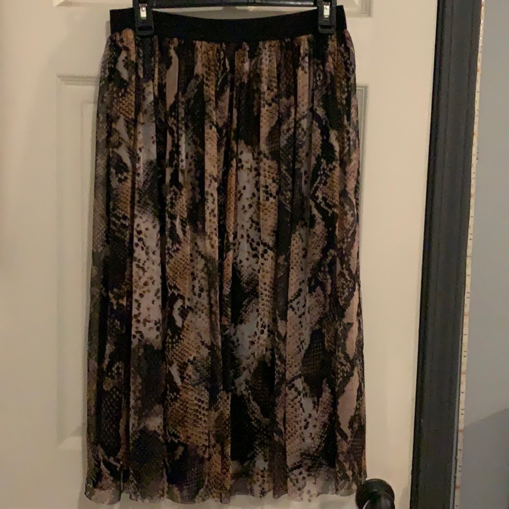 Zara basics animal print skirt L new no tags